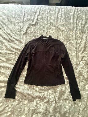 Lululemon Black Cropped Define Jacket Nulu Fabric Size 12